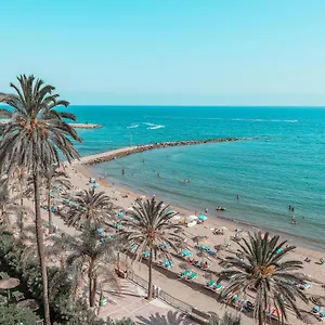 https://aparthotel-puerto-azul.1costadelsol.com